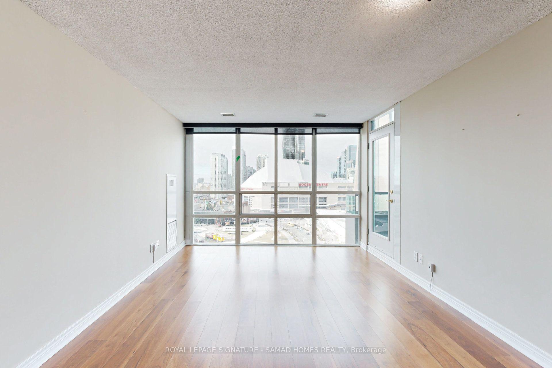 Photo 11 of Unit 1915, 51 Lower Simcoe Street, Toronto, Waterfront Communities — HOMEH