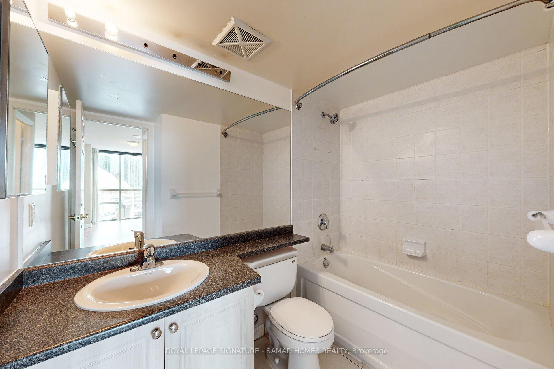 Photo 20 of Unit 1915, 51 Lower Simcoe Street, Toronto, Waterfront Communities — HOMEH