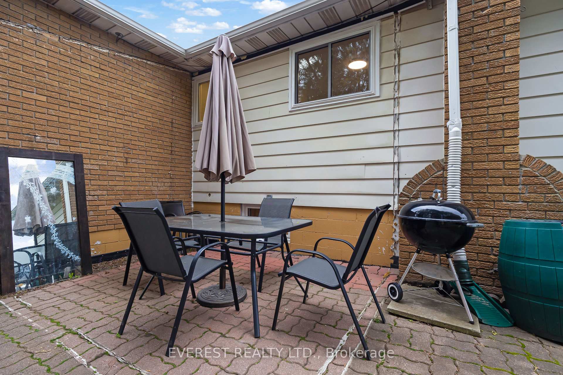 Photo 7 of 27 Lavina Crescent, Hamilton, Mountview — HOMEH