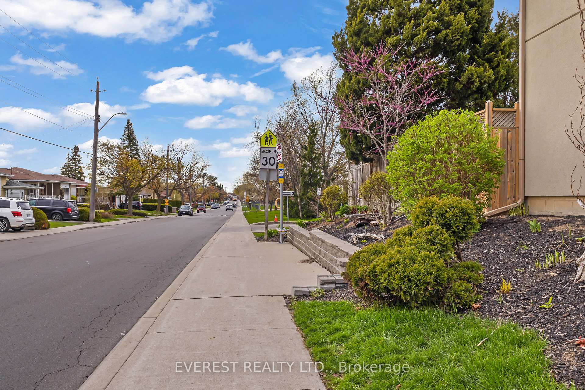 Photo 44 of 27 Lavina Crescent, Hamilton, Mountview — HOMEH