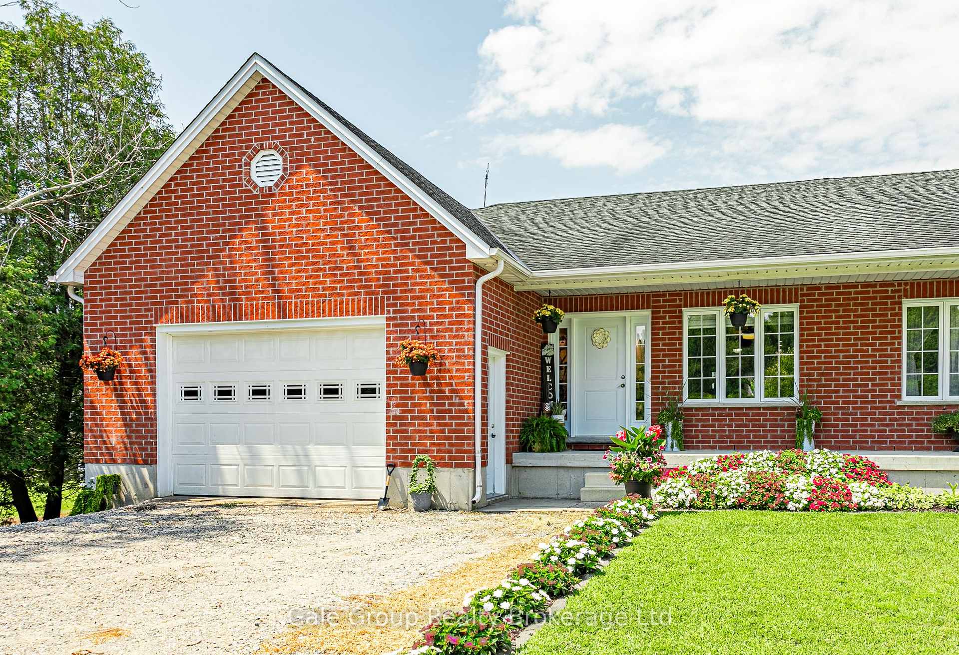 Photo of 6657 Plank Road