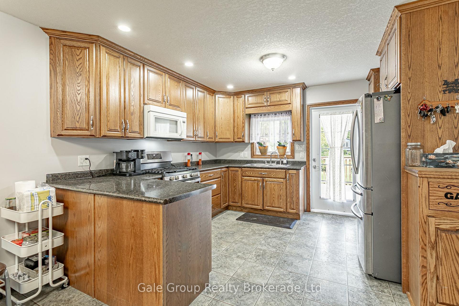 Photo 7 of 6659 Plank Road, Bayham, Rural Bayham — HOMEH