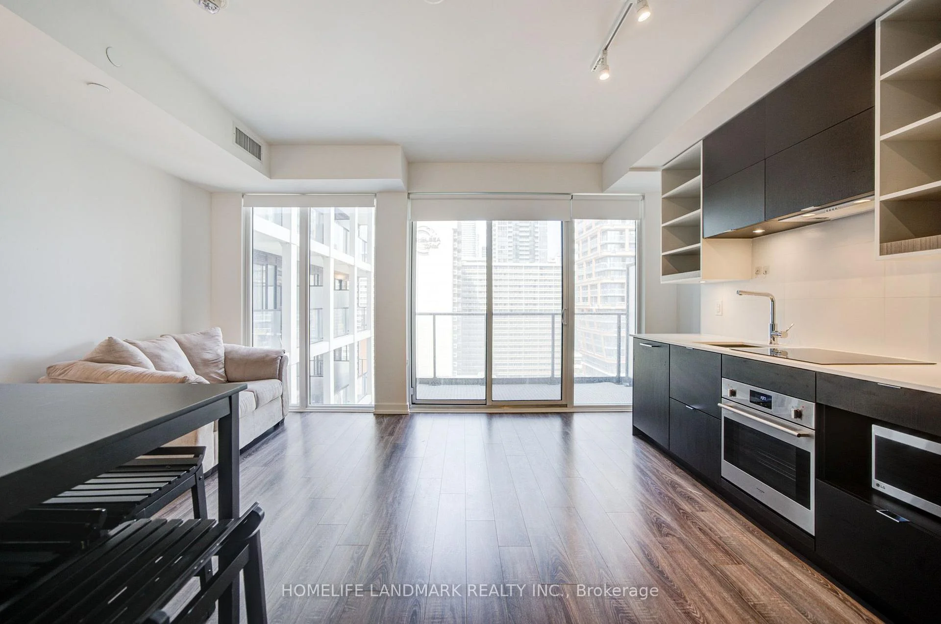 Photo 11 of Unit 1421, 20 Edward Street, Toronto, Bay Street Corridor — HOMEH