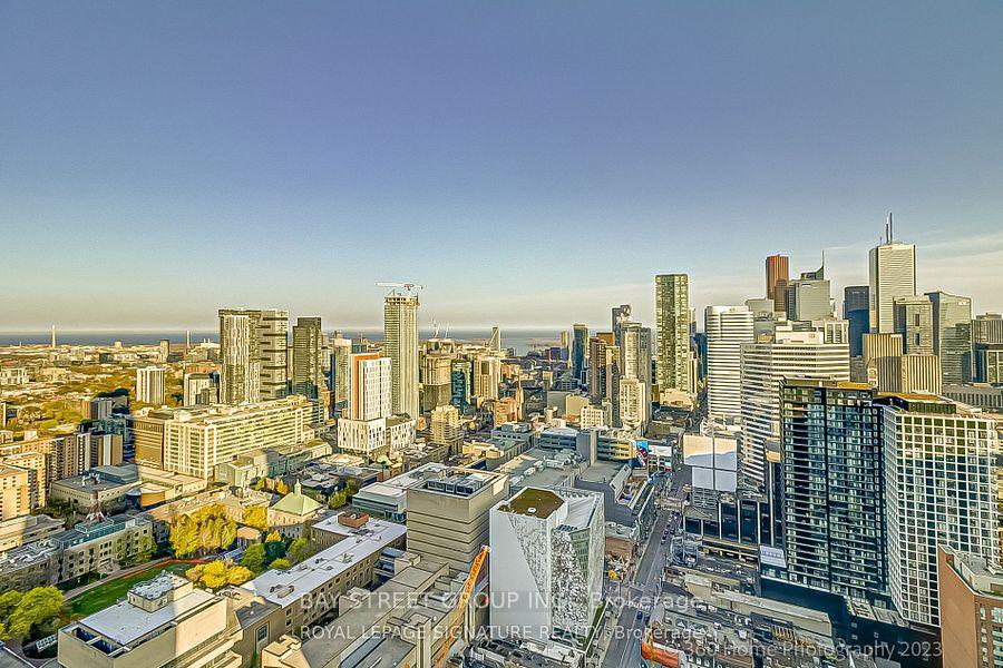 Photo 1 of Unit 3907, 386 Yonge Street, Toronto, Bay Street Corridor — HOMEH