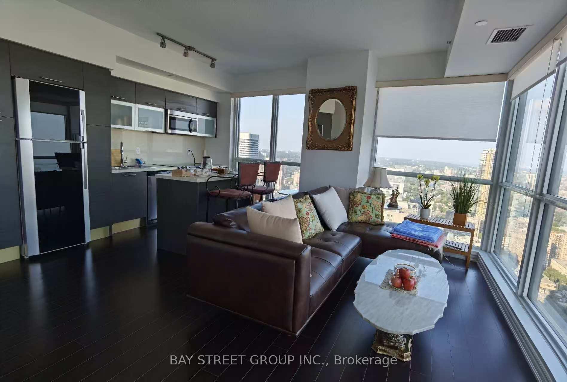 Photo 3 of Unit 3907, 386 Yonge Street, Toronto, Bay Street Corridor — HOMEH