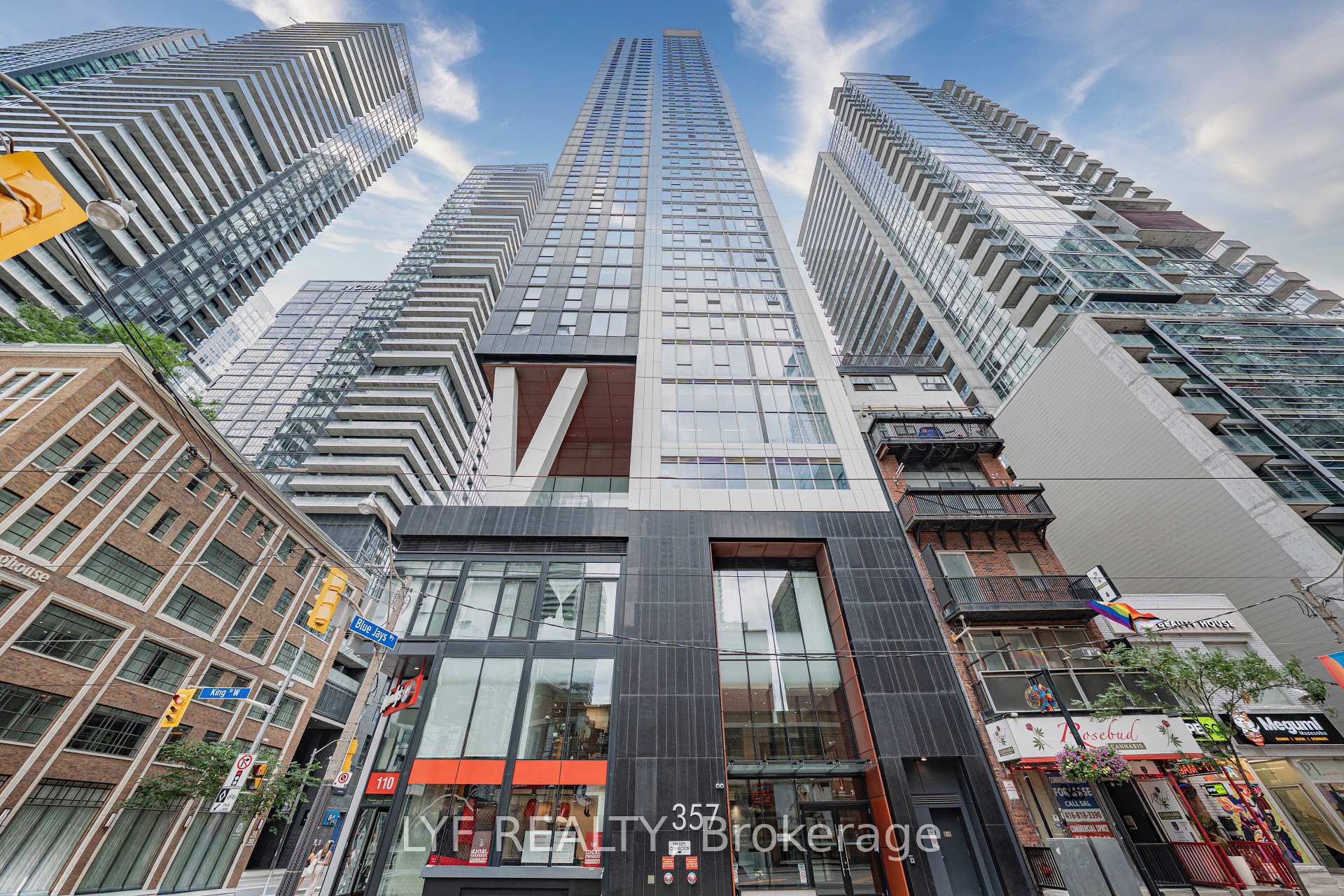 Photo 7 of Unit 2403, 357 King Street W, Toronto, Waterfront Communities — HOMEH