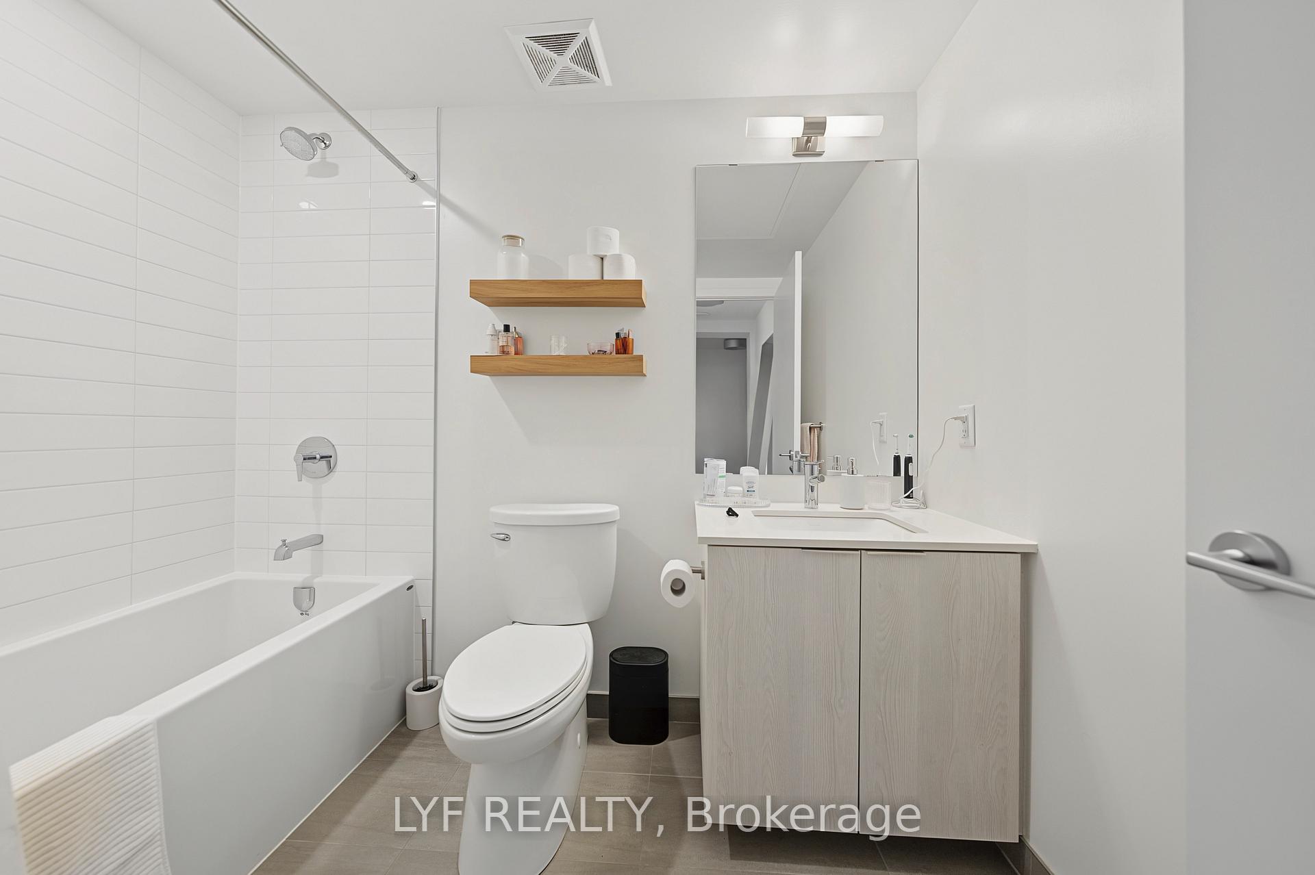 Photo 41 of Unit 2403, 357 King Street W, Toronto, Waterfront Communities — HOMEH