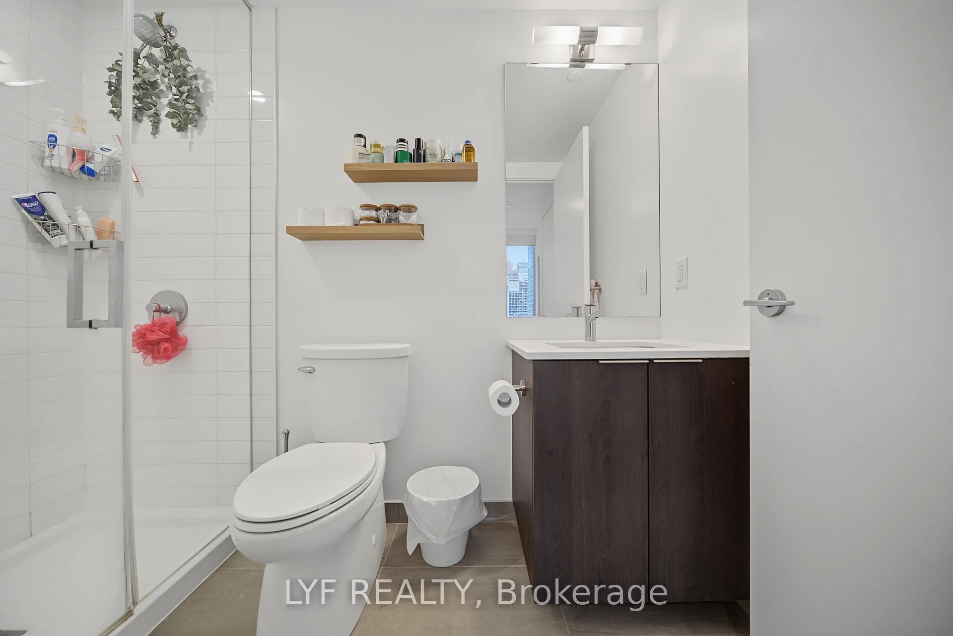 Photo 39 of Unit 2403, 357 King Street W, Toronto, Waterfront Communities — HOMEH
