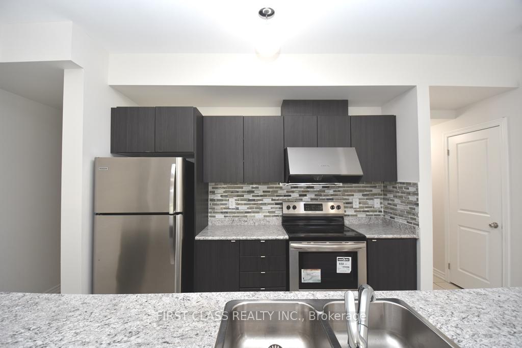 Photo 6 of 2530 Boston Glen, Pickering, Duffin Heights — HOMEH