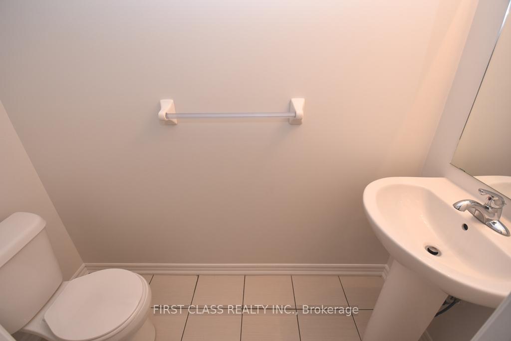 Photo 8 of 2530 Boston Glen, Pickering, Duffin Heights — HOMEH