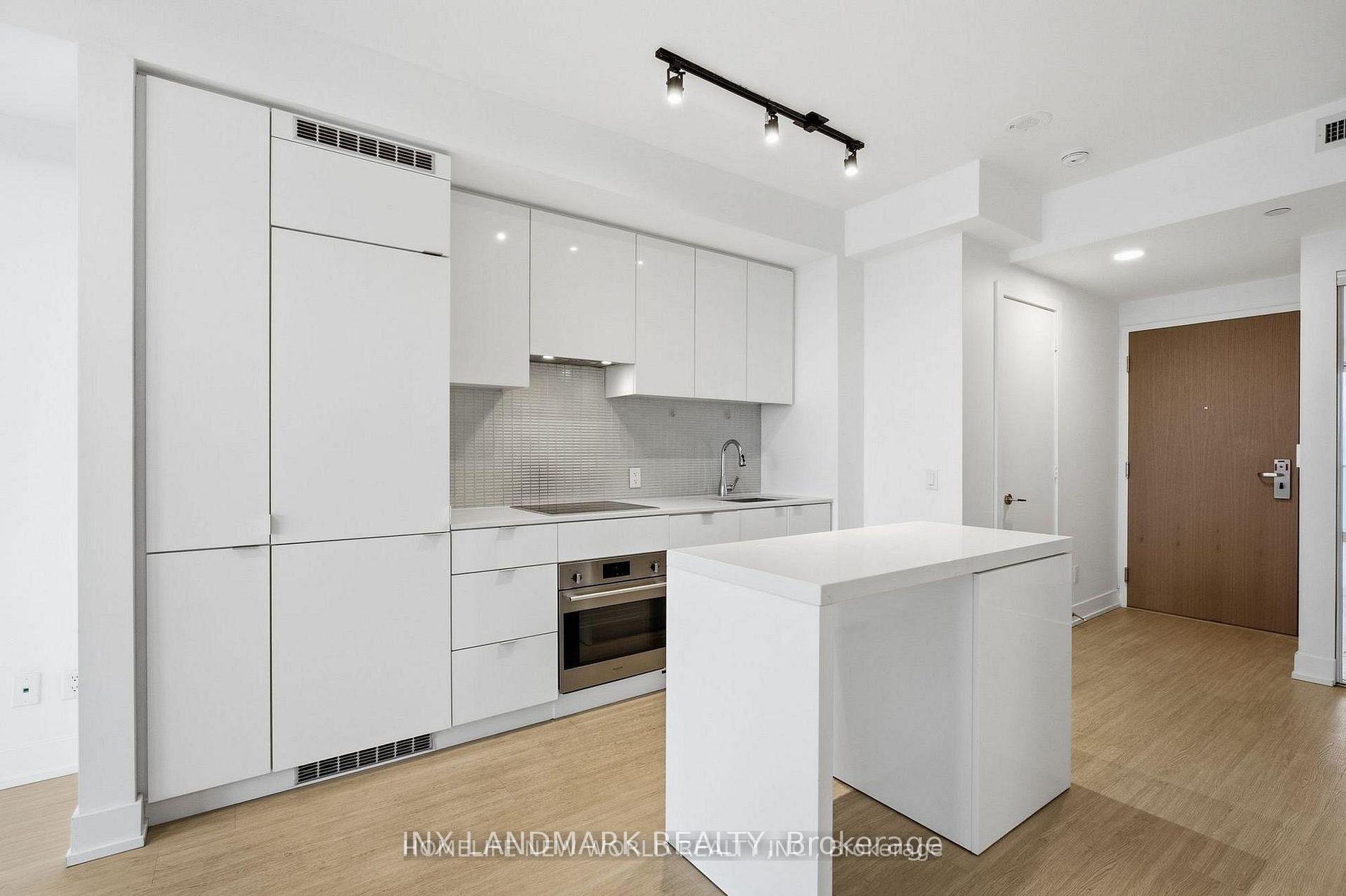 Photo 6 of Unit 2106, 7 grenville Street, Toronto, Bay Street Corridor — HOMEH