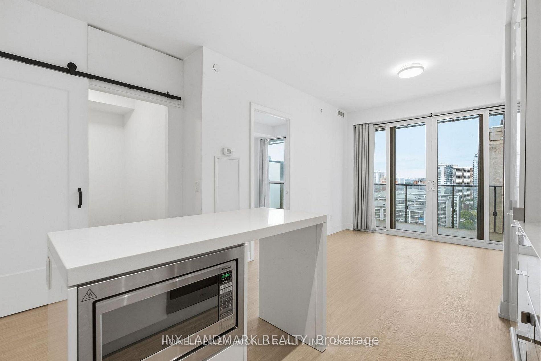 Photo 8 of Unit 2106, 7 grenville Street, Toronto, Bay Street Corridor — HOMEH