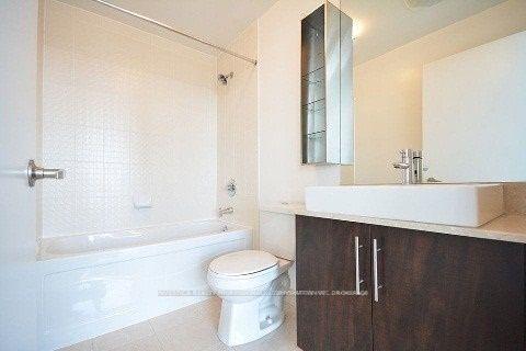 Photo 12 of Unit 1207, 55 Bremner Boulevard, Toronto, Waterfront Communities — HOMEH