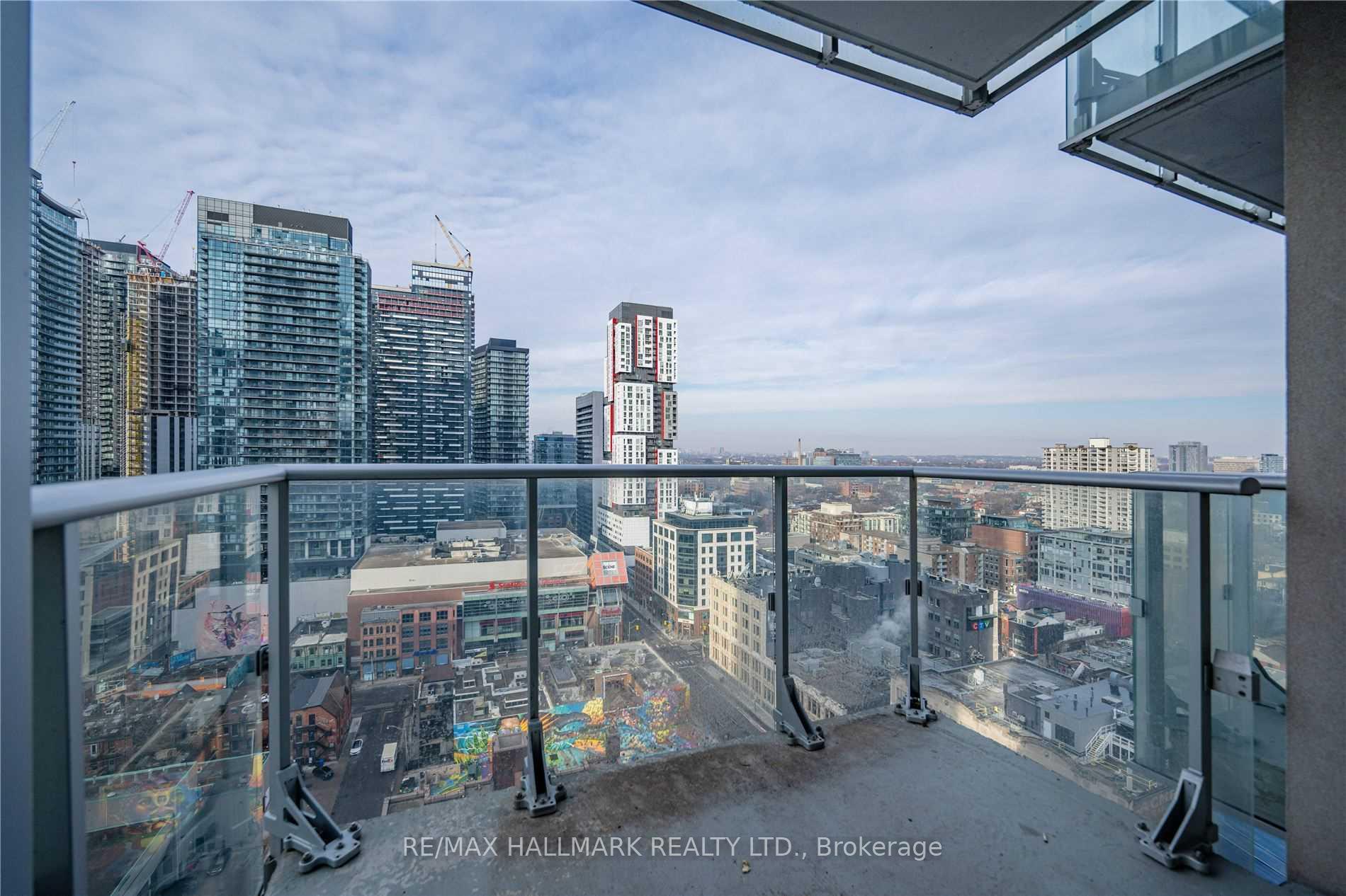 Photo 15 of Unit 2107, 30 Nelson Street, Toronto, Waterfront Communities — HOMEH