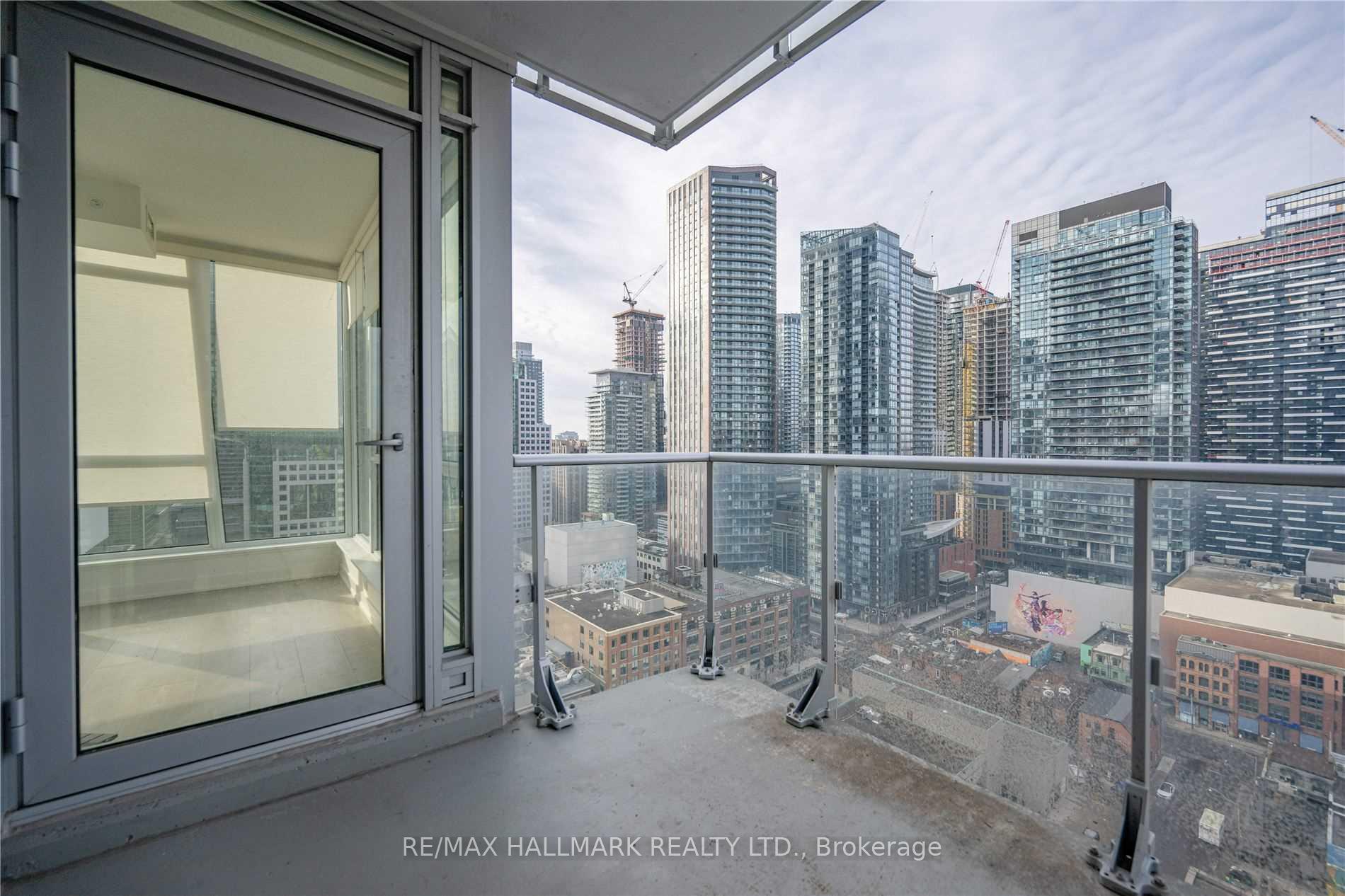 Photo 16 of Unit 2107, 30 Nelson Street, Toronto, Waterfront Communities — HOMEH