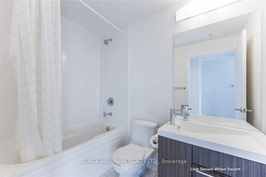 Photo 13 of Unit 2107, 30 Nelson Street, Toronto, Waterfront Communities — HOMEH