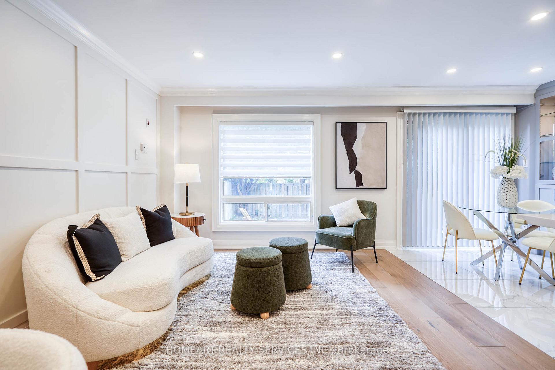 Photo 9 of 2 Camelot Way, Markham, Markham Village — HOMEH