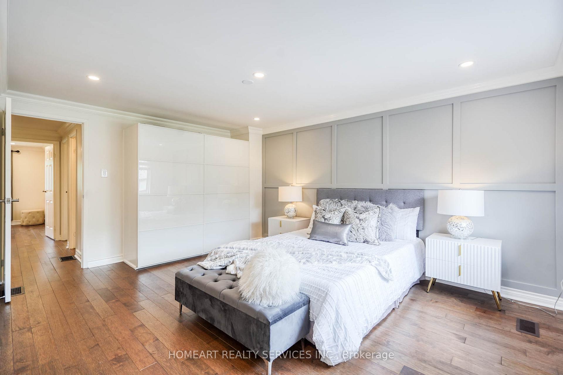Photo 21 of 2 Camelot Way, Markham, Markham Village — HOMEH