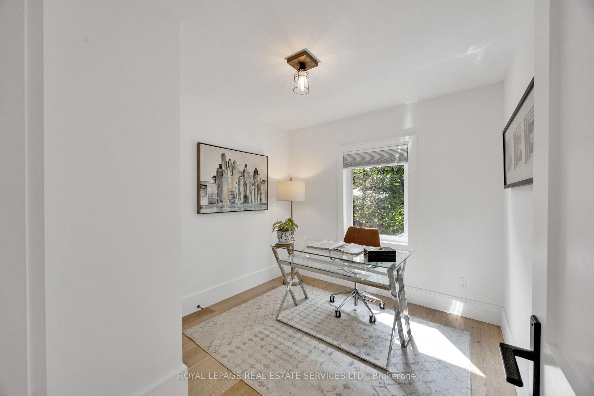 Photo 28 of 52 Glenaden Avenue E, Etobicoke, Stonegate-Queensway — HOMEH