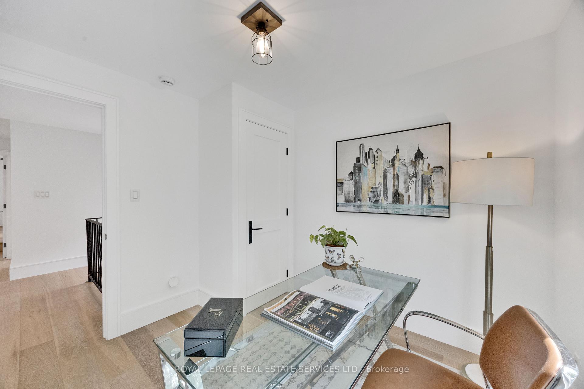 Photo 29 of 52 Glenaden Avenue E, Etobicoke, Stonegate-Queensway — HOMEH