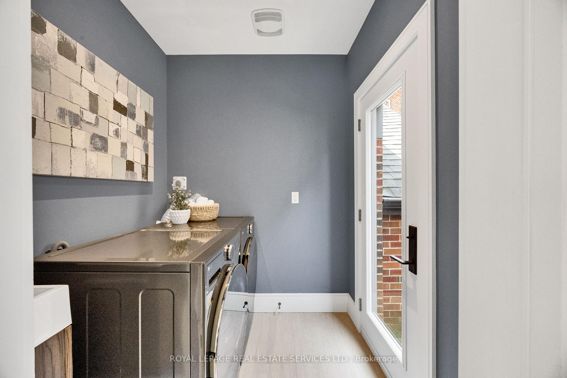 Photo 38 of 52 Glenaden Avenue E, Etobicoke, Stonegate-Queensway — HOMEH