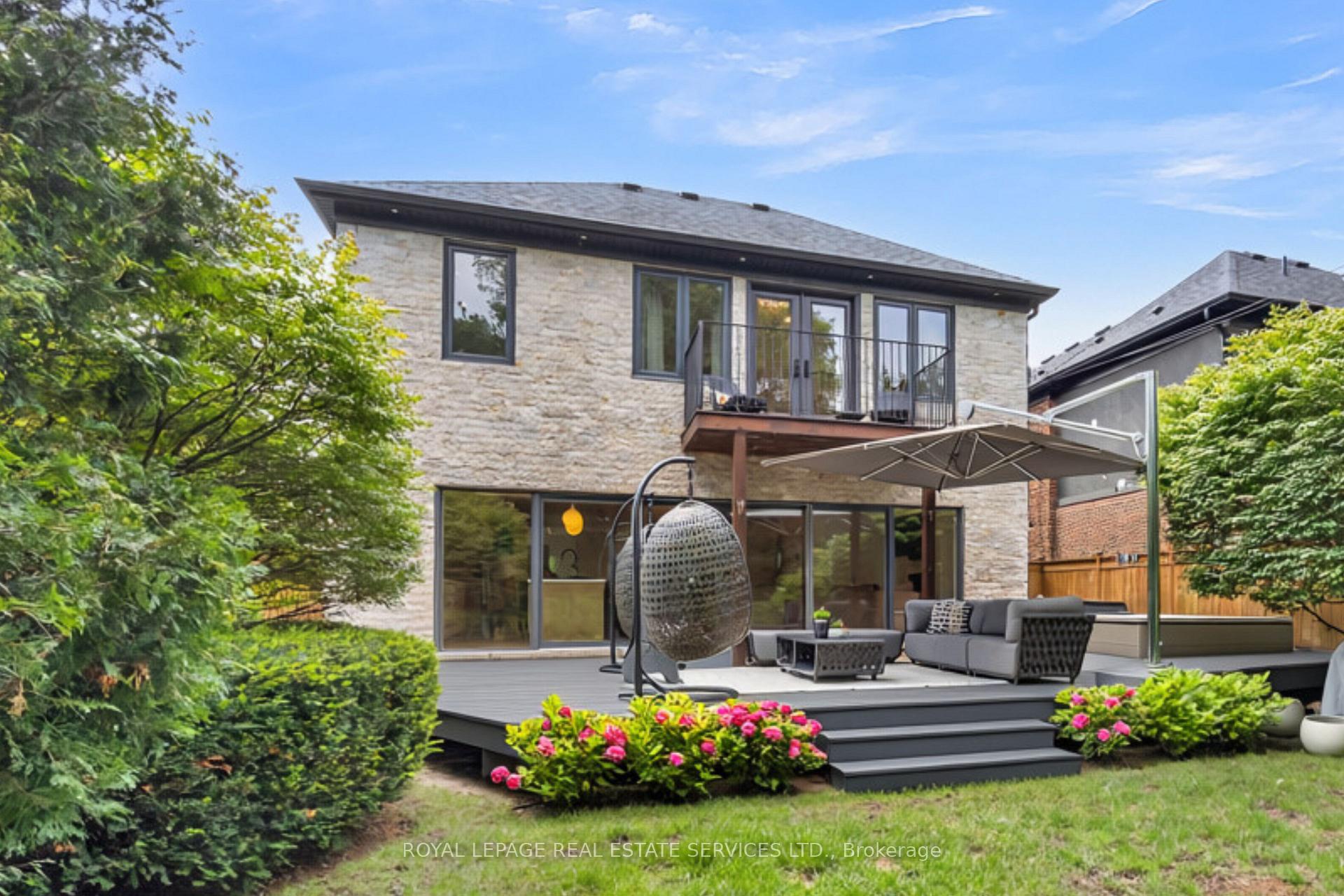 Photo 43 of 52 Glenaden Avenue E, Etobicoke, Stonegate-Queensway — HOMEH