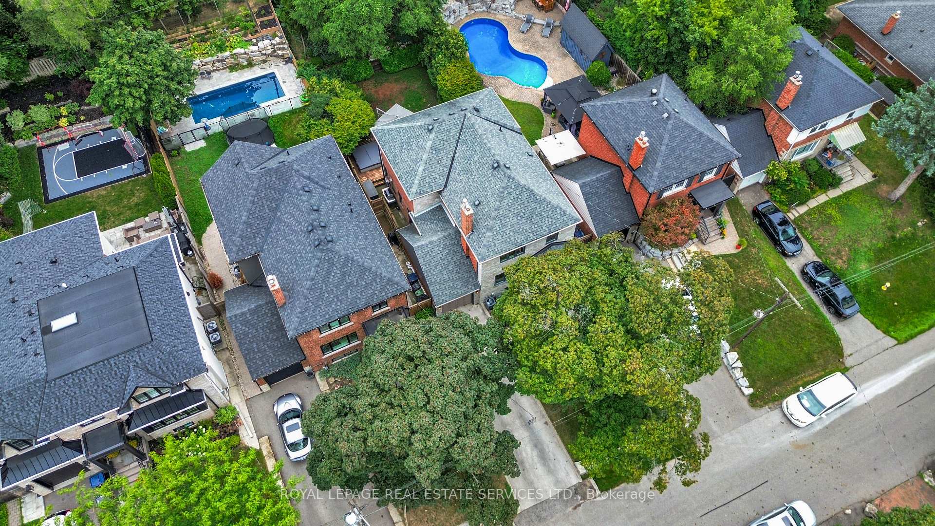 Photo 46 of 52 Glenaden Avenue E, Etobicoke, Stonegate-Queensway — HOMEH