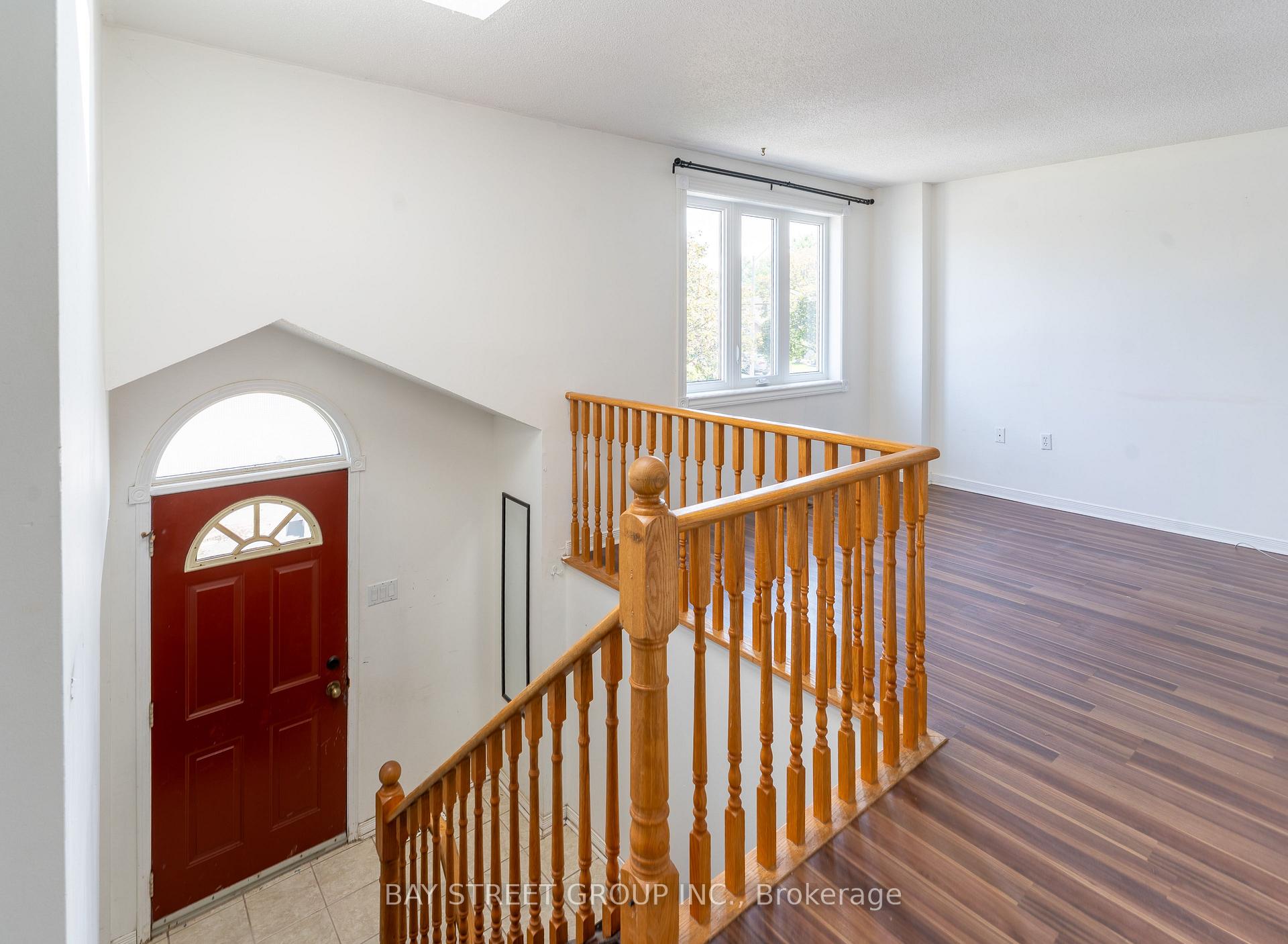 Photo 20 of 14 Orok Lane, Barrie, Grove East — HOMEH