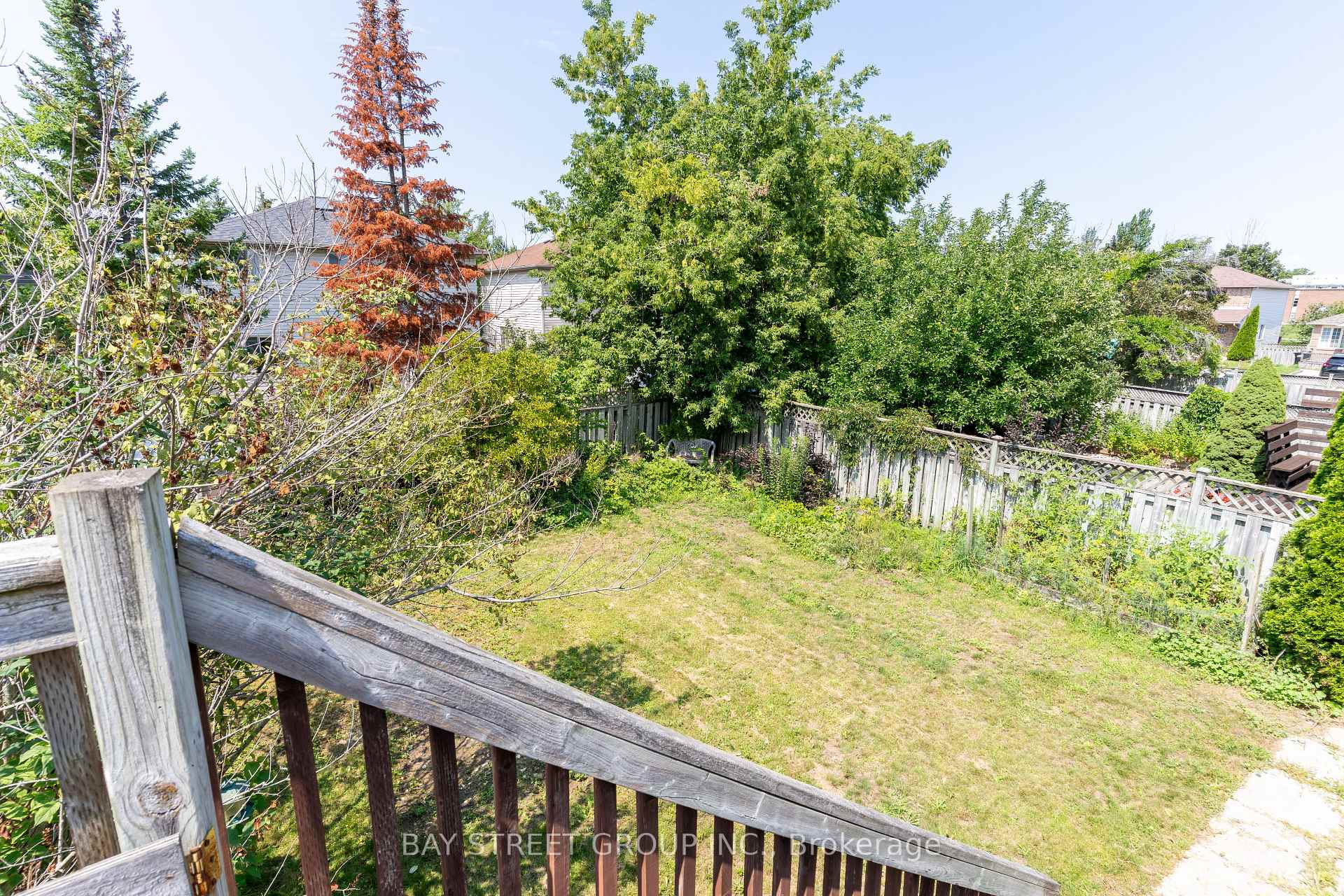 Photo 23 of 14 Orok Lane, Barrie, Grove East — HOMEH