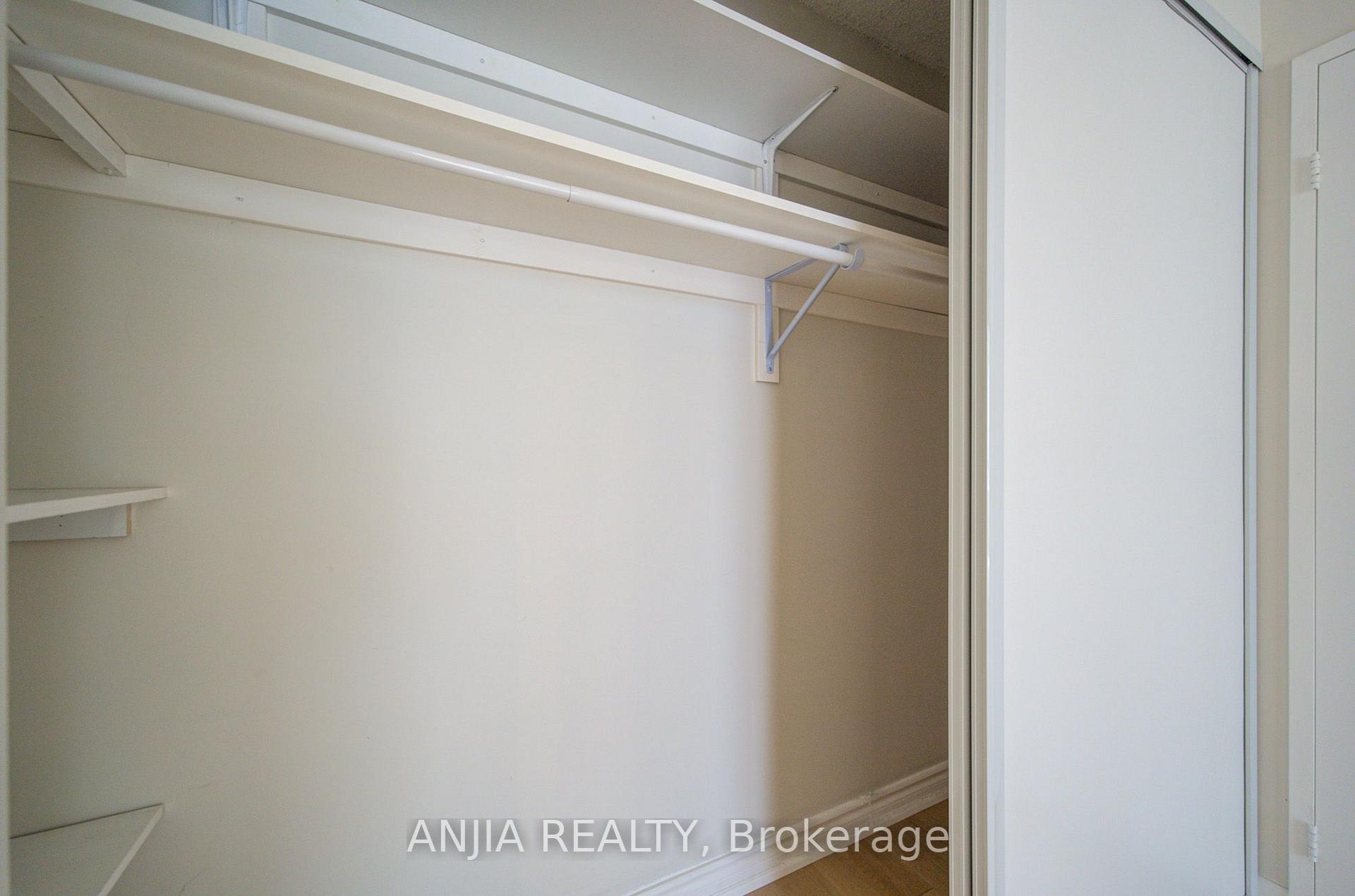 Photo 25 of Unit 912, 633 Bay Street, Toronto, Bay Street Corridor — HOMEH