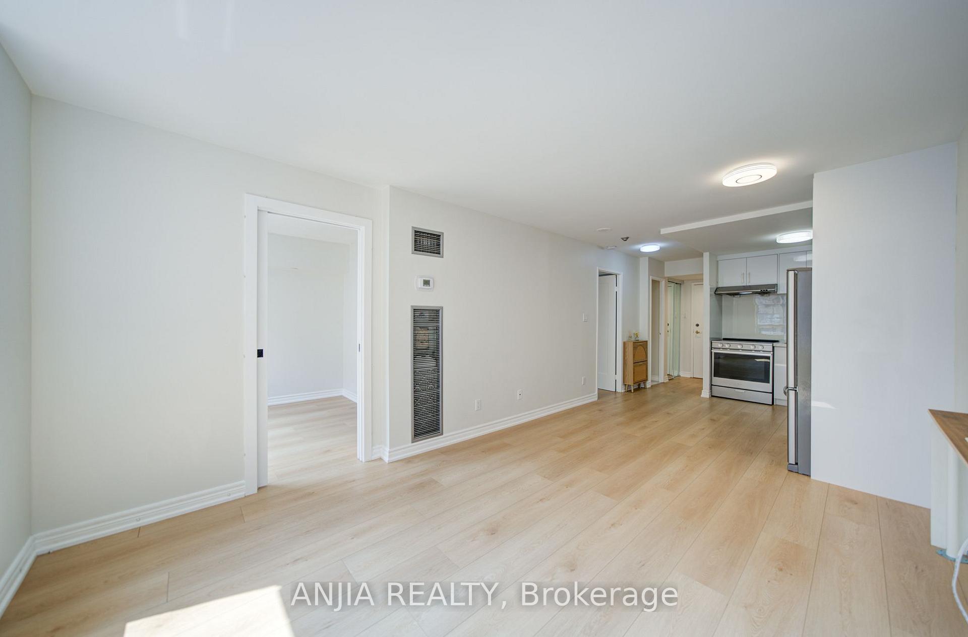 Photo 35 of Unit 912, 633 Bay Street, Toronto, Bay Street Corridor — HOMEH