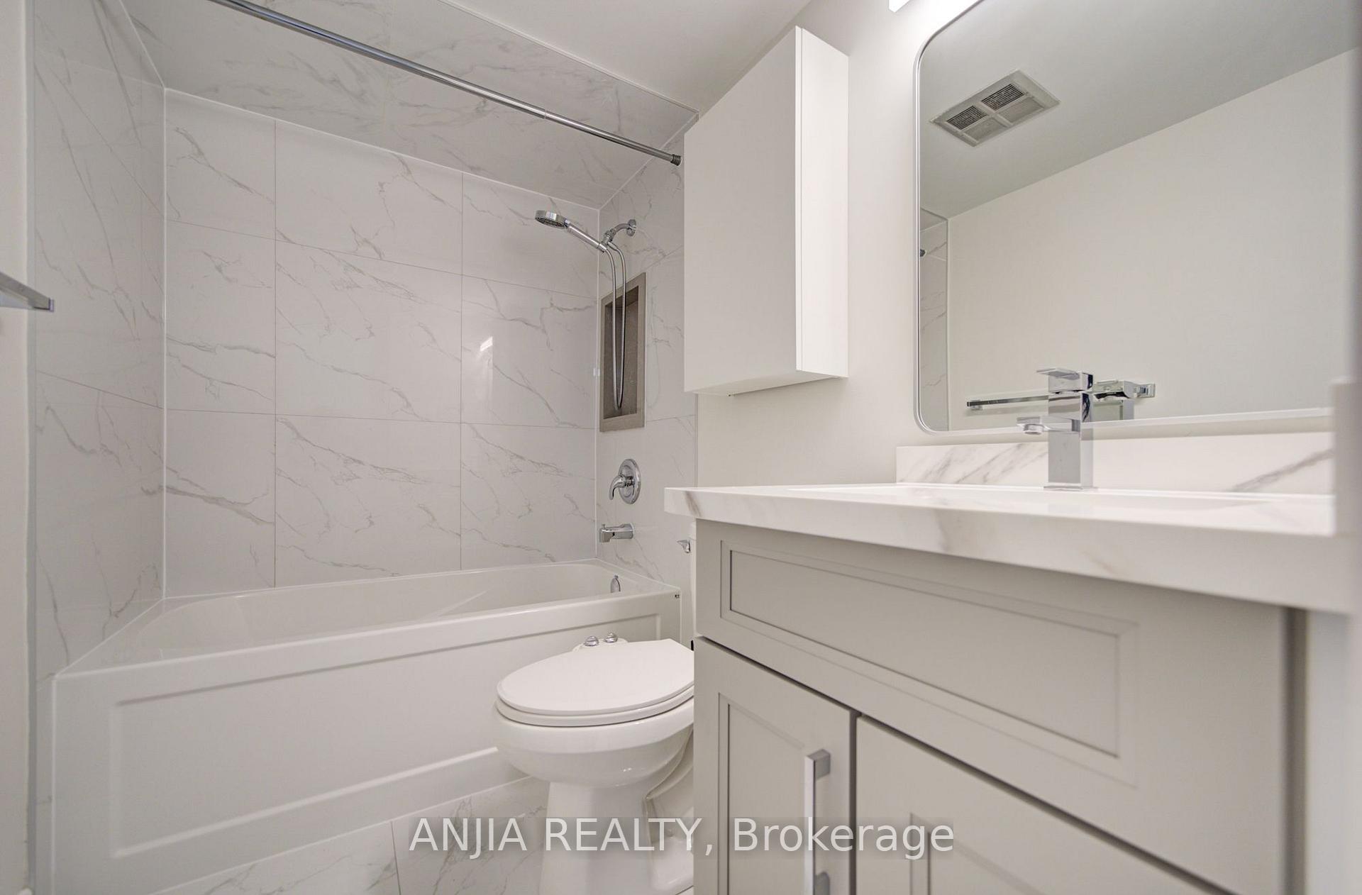 Photo 36 of Unit 912, 633 Bay Street, Toronto, Bay Street Corridor — HOMEH