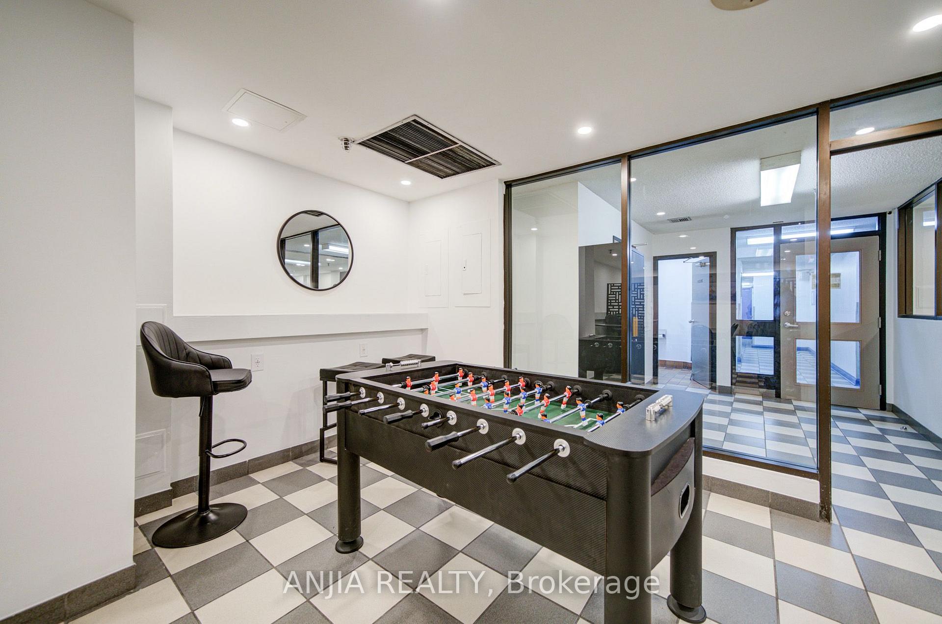 Photo 44 of Unit 912, 633 Bay Street, Toronto, Bay Street Corridor — HOMEH