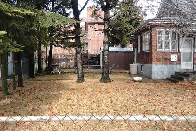 Photo 13 of 528 Birchmount Road, Scarborough, Clairlea-Birchmount — HOMEH