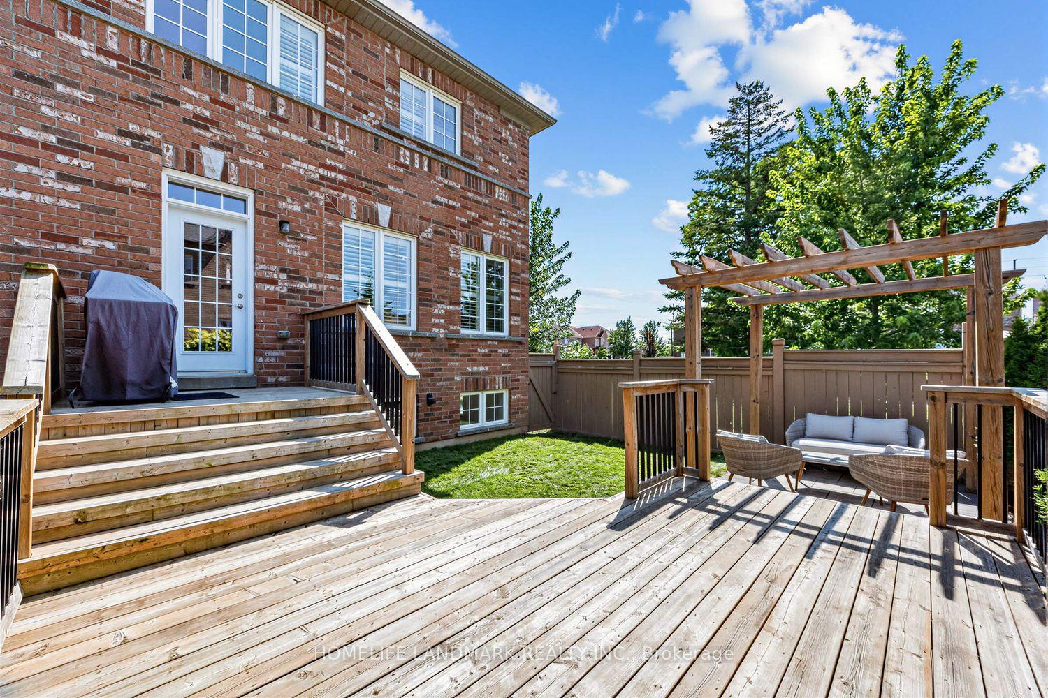 Photo 46 of 50 Keith-Wright Crescent, Ajax, Northeast Ajax — HOMEH