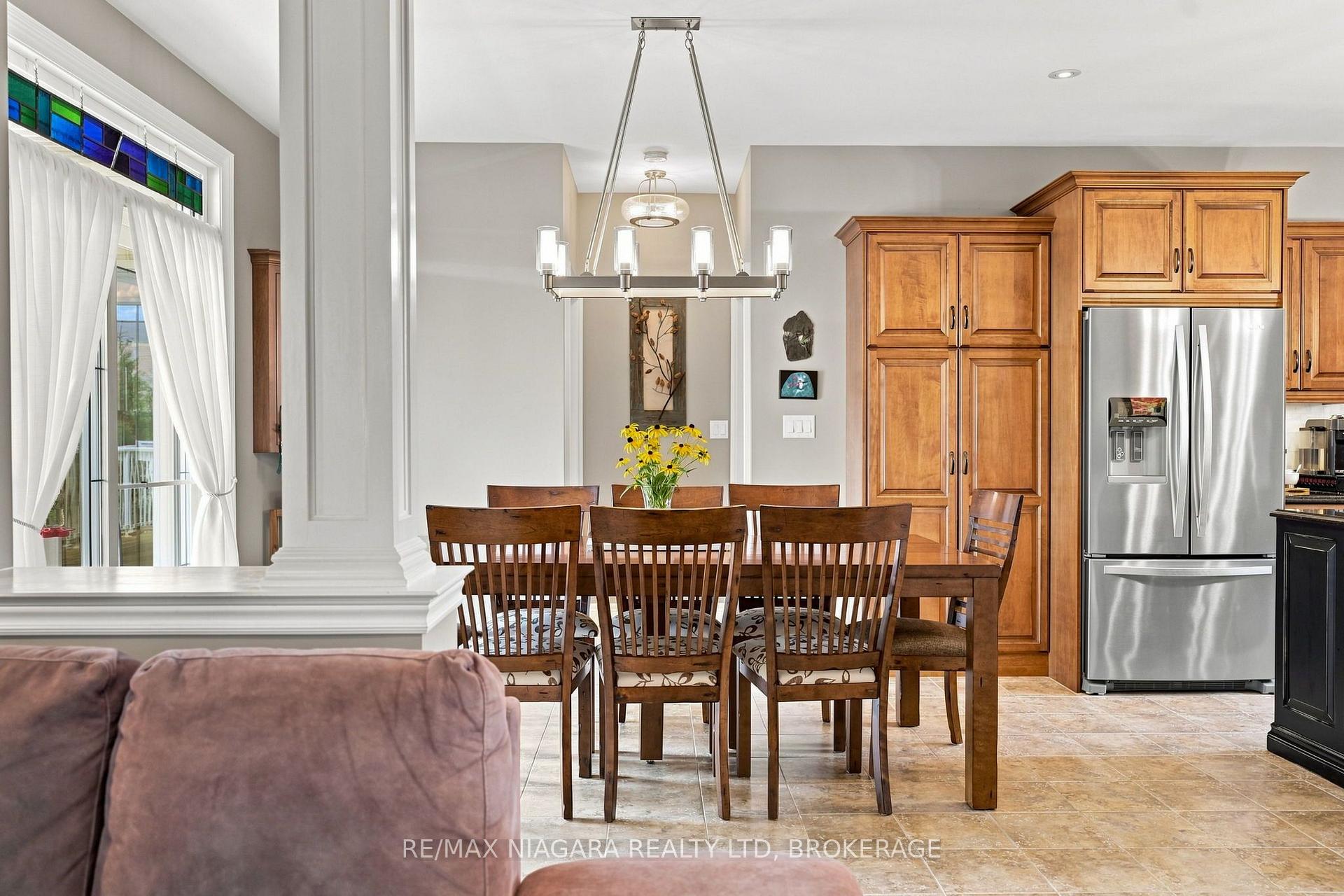 Photo 10 of 5477 Attema Crescent, West Lincoln, Bismark/Wellandport — HOMEH