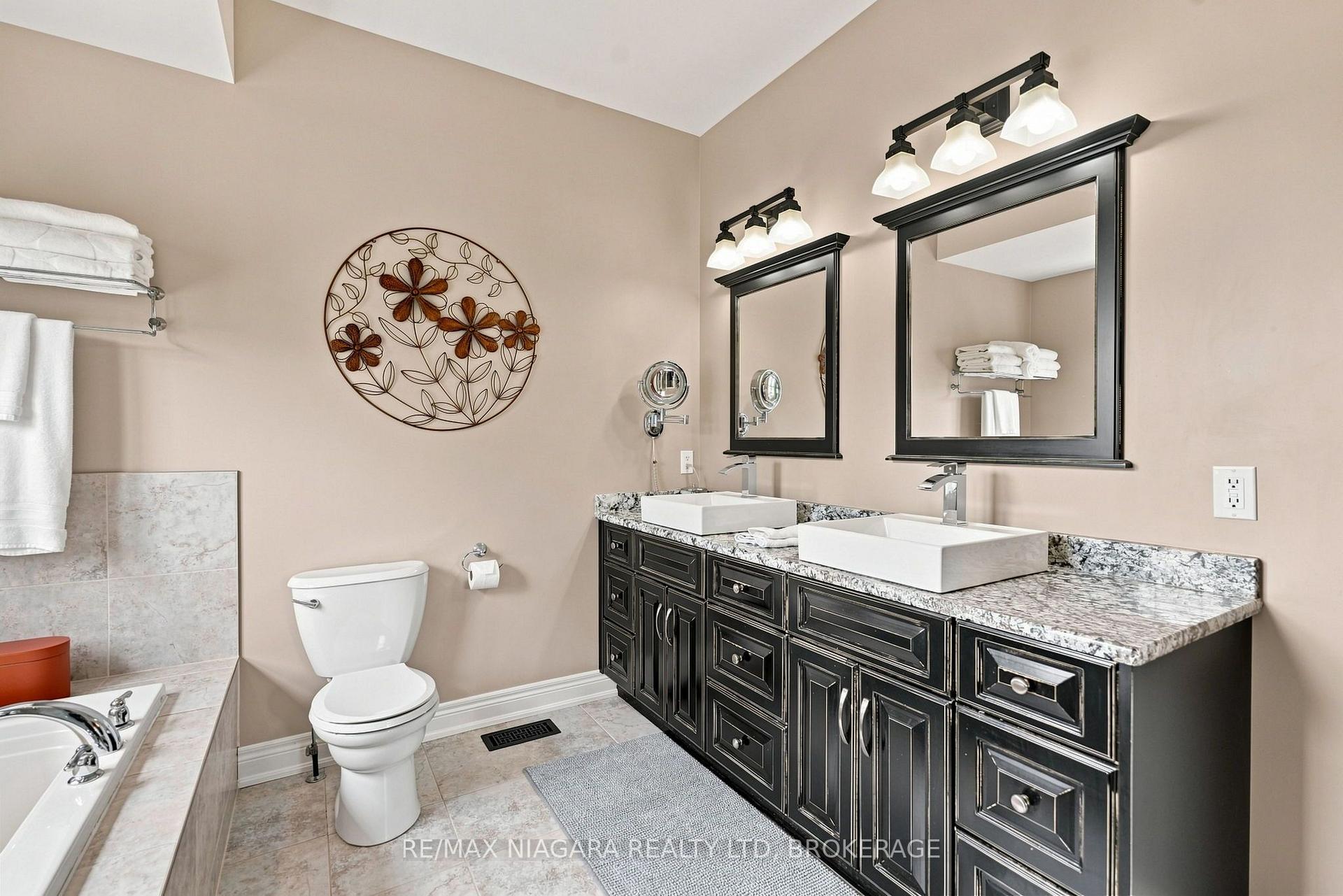 Photo 24 of 5477 Attema Crescent, West Lincoln, Bismark/Wellandport — HOMEH