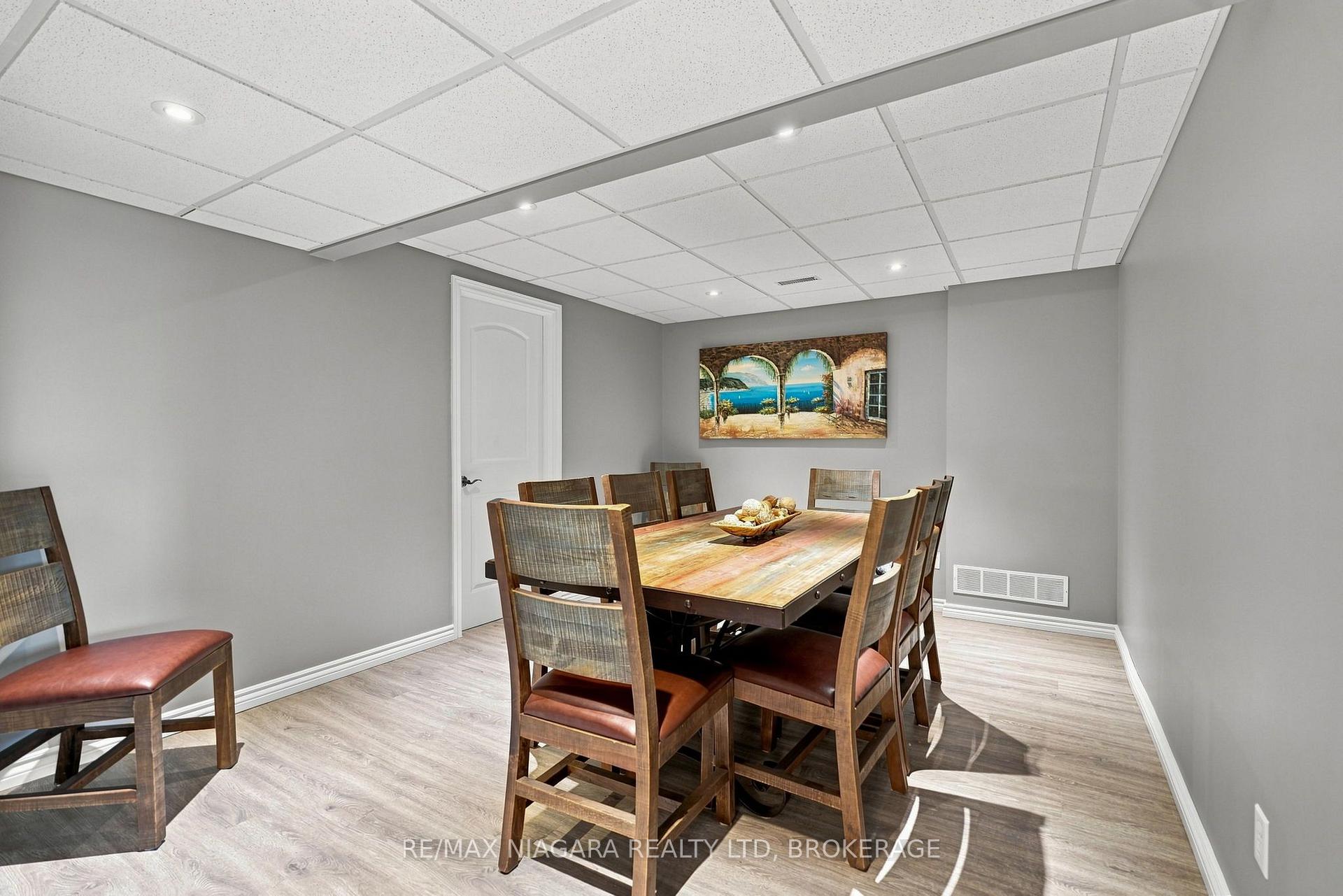 Photo 28 of 5477 Attema Crescent, West Lincoln, Bismark/Wellandport — HOMEH