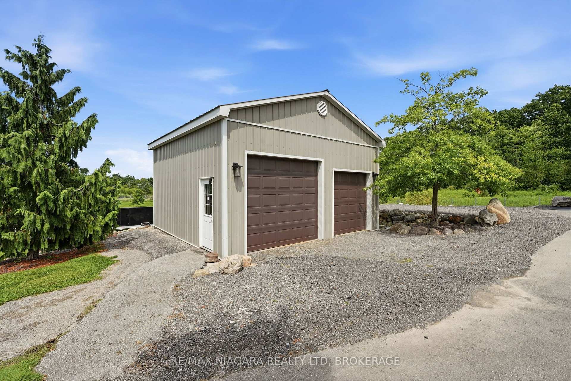 Photo 37 of 5477 Attema Crescent, West Lincoln, Bismark/Wellandport — HOMEH