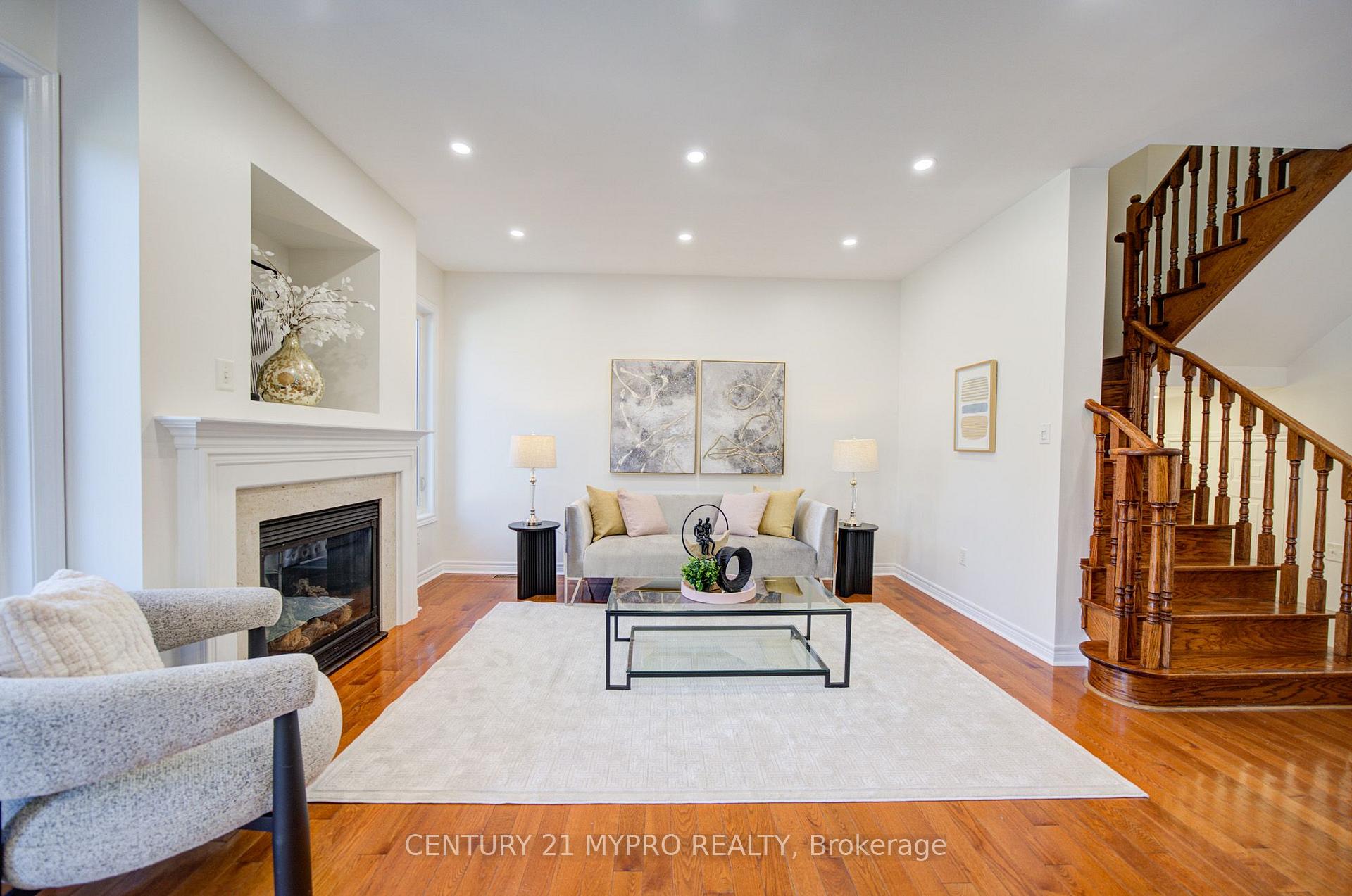 Photo 10 of 73 Pillar Rock Crescent, Markham, Victoria Manor-Jennings Gate — HOMEH