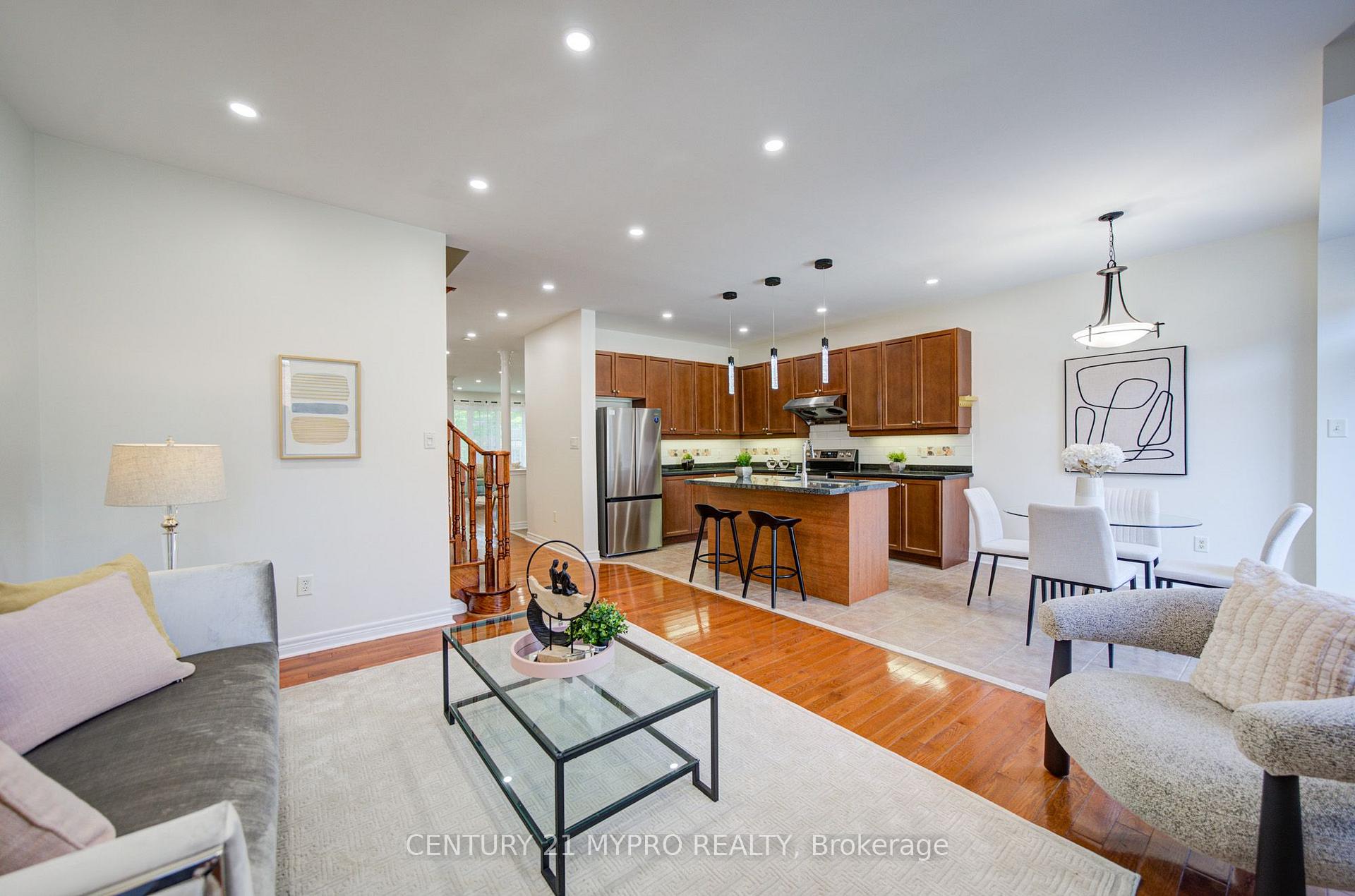 Photo 11 of 73 Pillar Rock Crescent, Markham, Victoria Manor-Jennings Gate — HOMEH