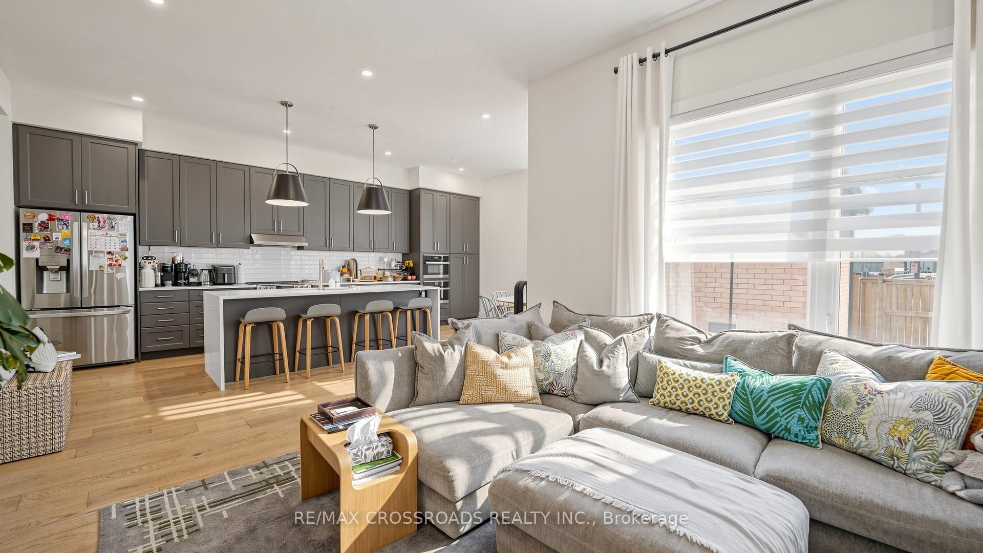 Photo 4 of 17 Sam Priestley Avenue, Markham, Cornell — HOMEH