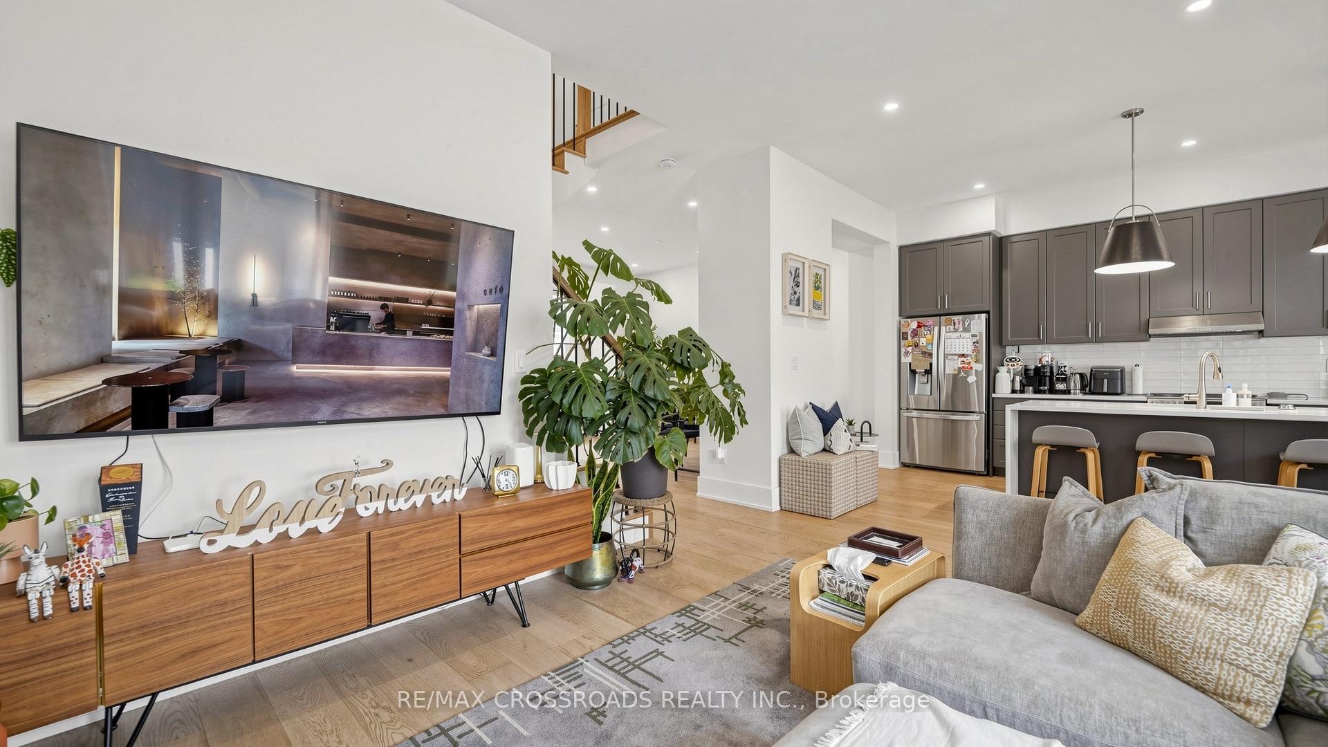 Photo 5 of 17 Sam Priestley Avenue, Markham, Cornell — HOMEH