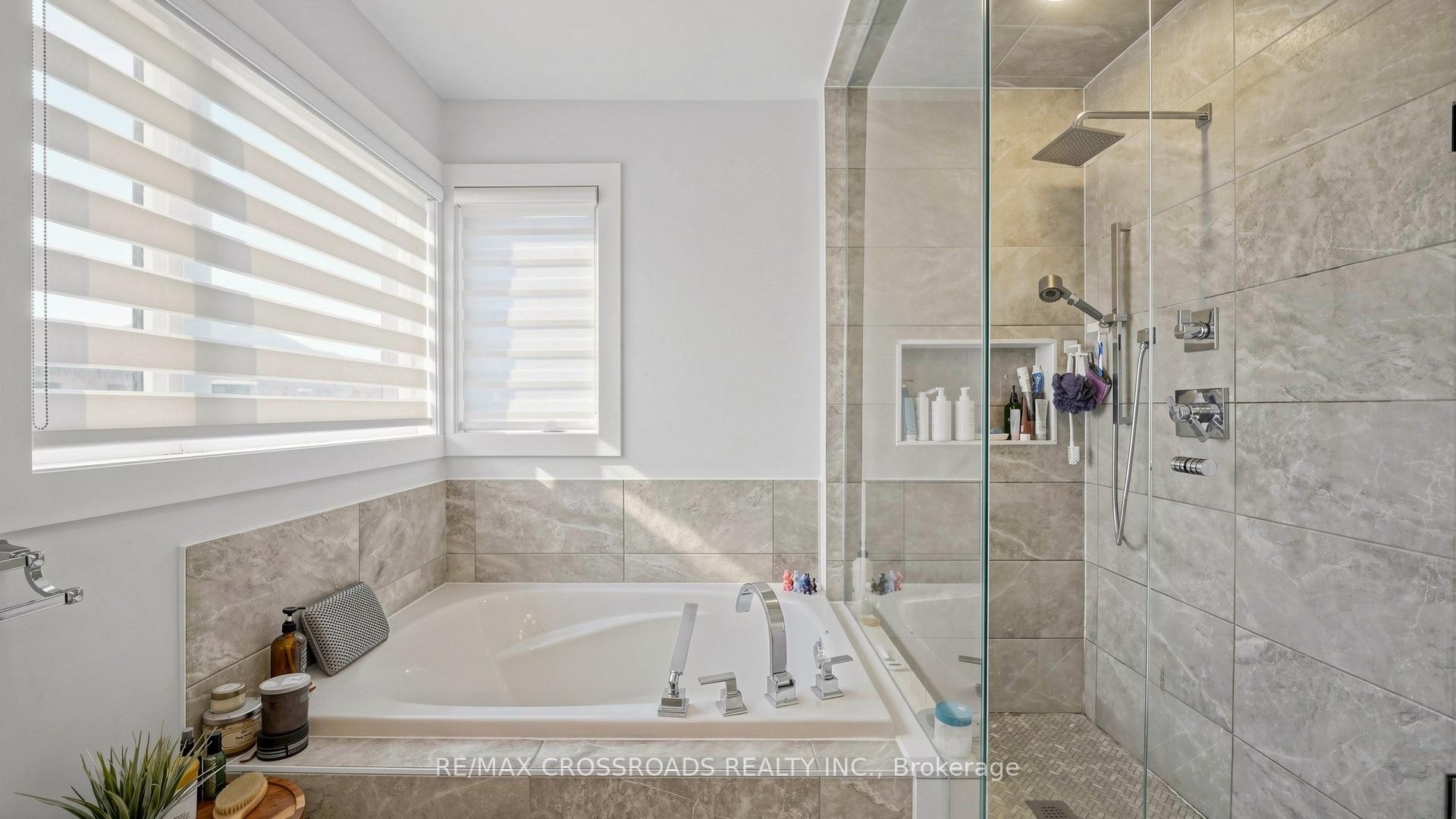 Photo 24 of 17 Sam Priestley Avenue, Markham, Cornell — HOMEH
