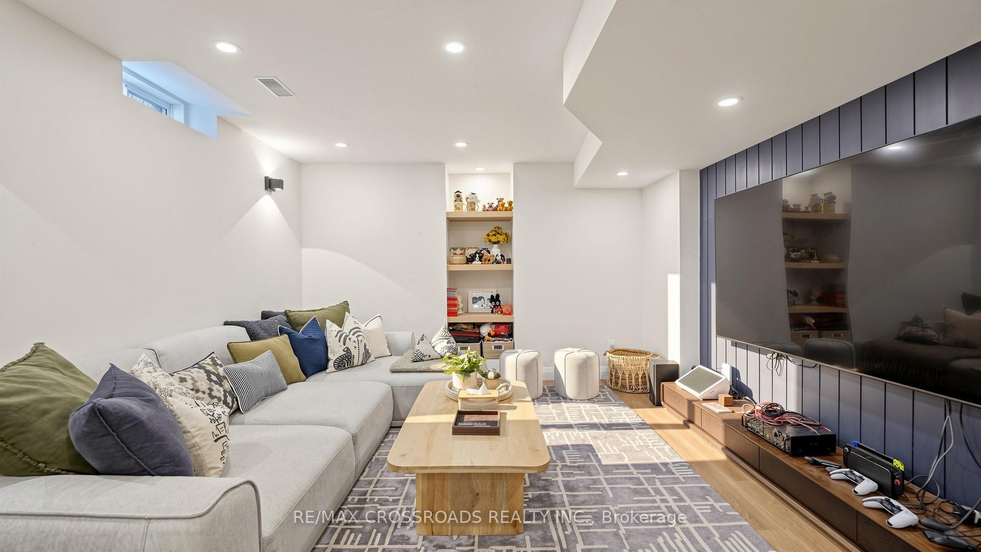 Photo 34 of 17 Sam Priestley Avenue, Markham, Cornell — HOMEH