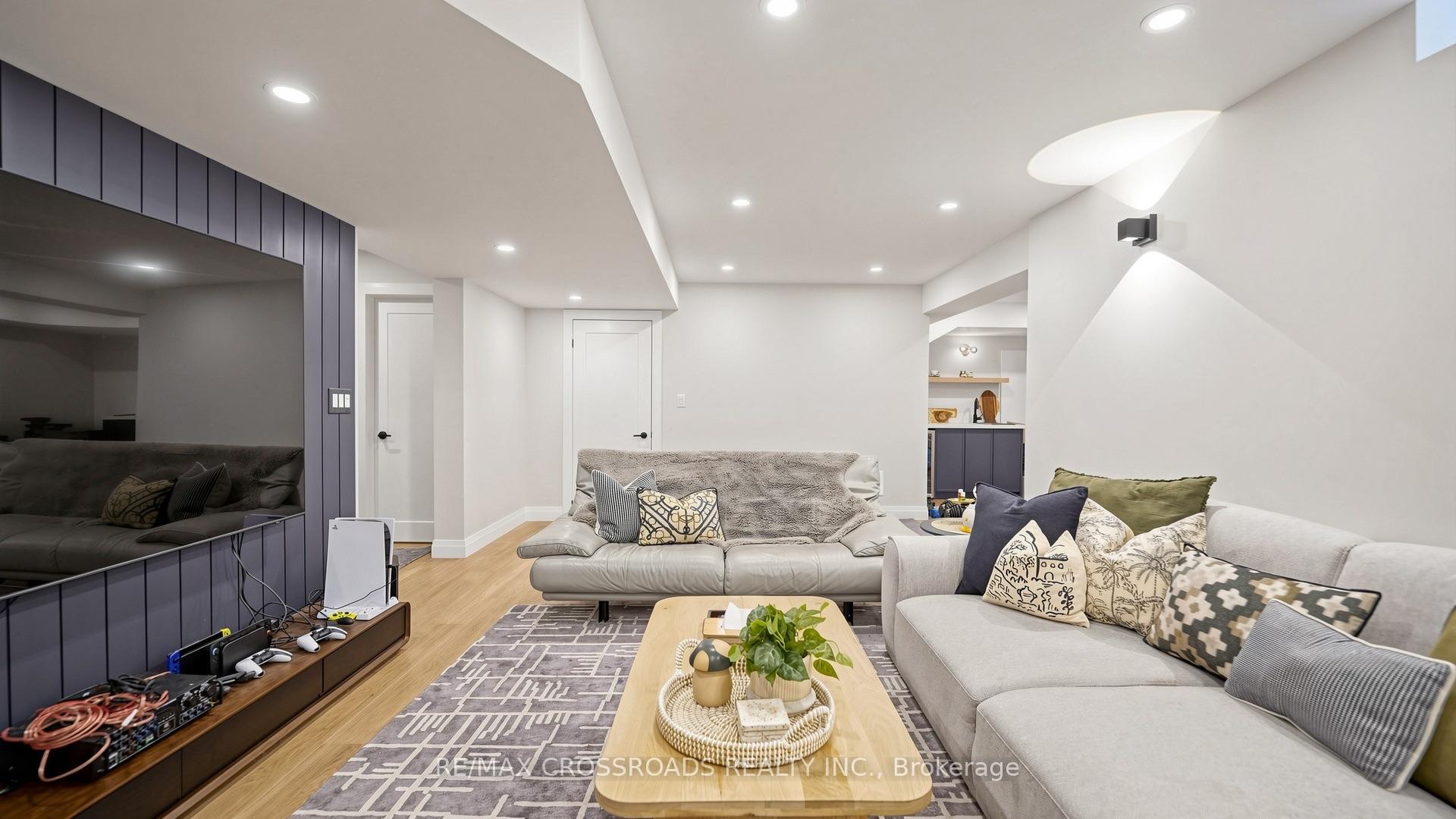 Photo 35 of 17 Sam Priestley Avenue, Markham, Cornell — HOMEH