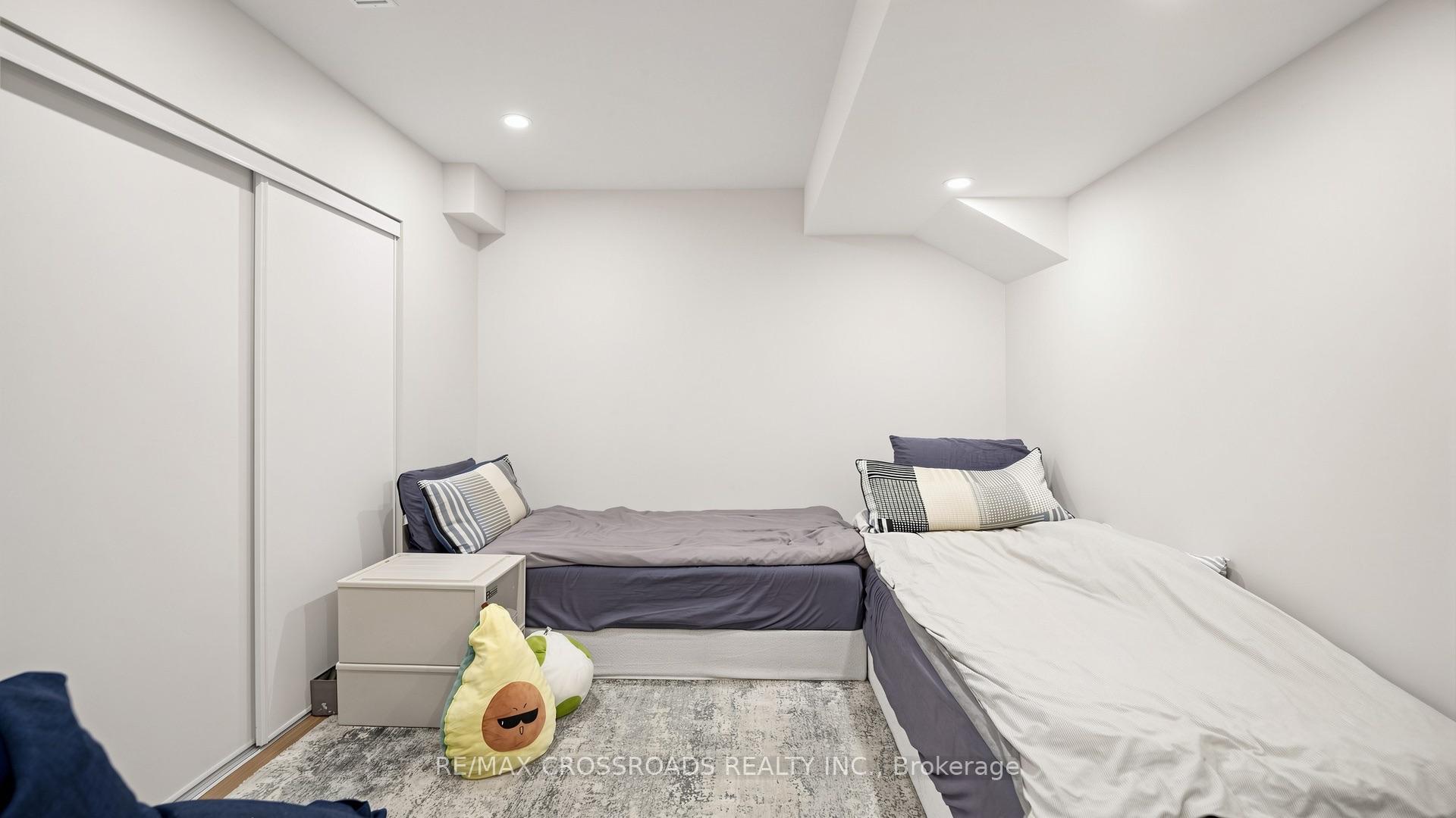 Photo 38 of 17 Sam Priestley Avenue, Markham, Cornell — HOMEH