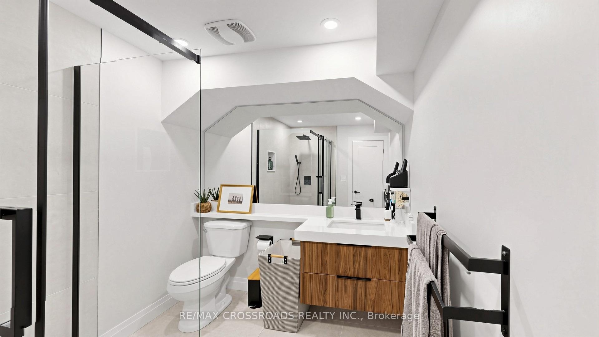 Photo 41 of 17 Sam Priestley Avenue, Markham, Cornell — HOMEH