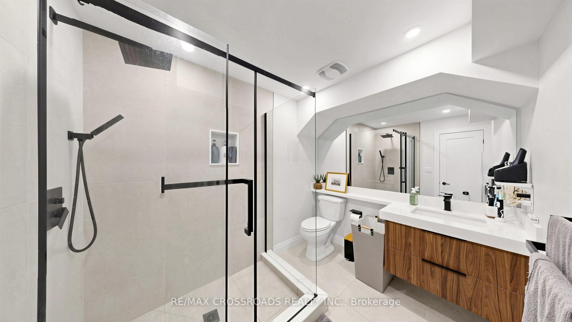 Photo 42 of 17 Sam Priestley Avenue, Markham, Cornell — HOMEH