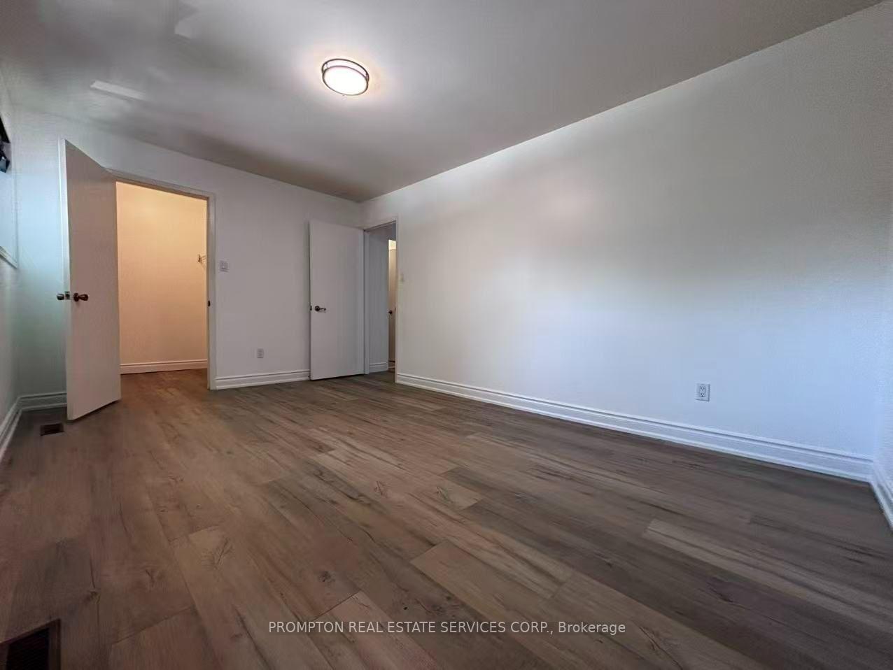 Photo 32 of 22 Poplar Crescent, Aurora, Aurora Highlands — HOMEH
